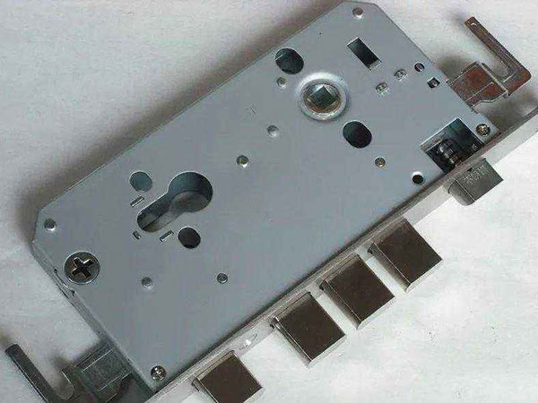 工农24小时上门开锁公司